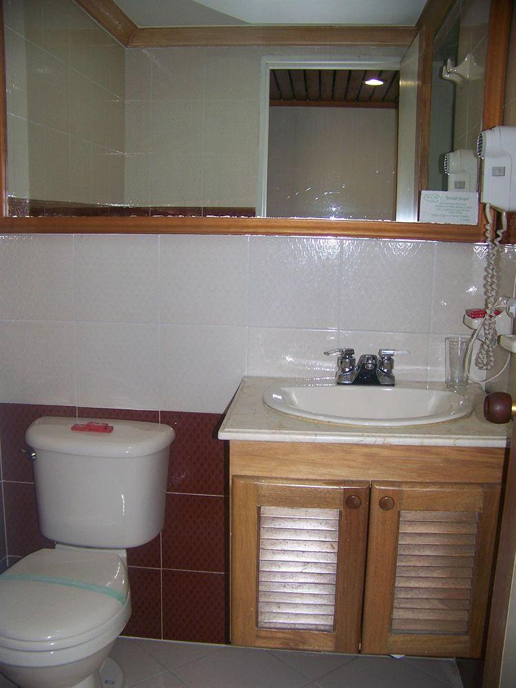 Hotel Ayenda 1235 Botero Medellín Zewnętrze zdjęcie