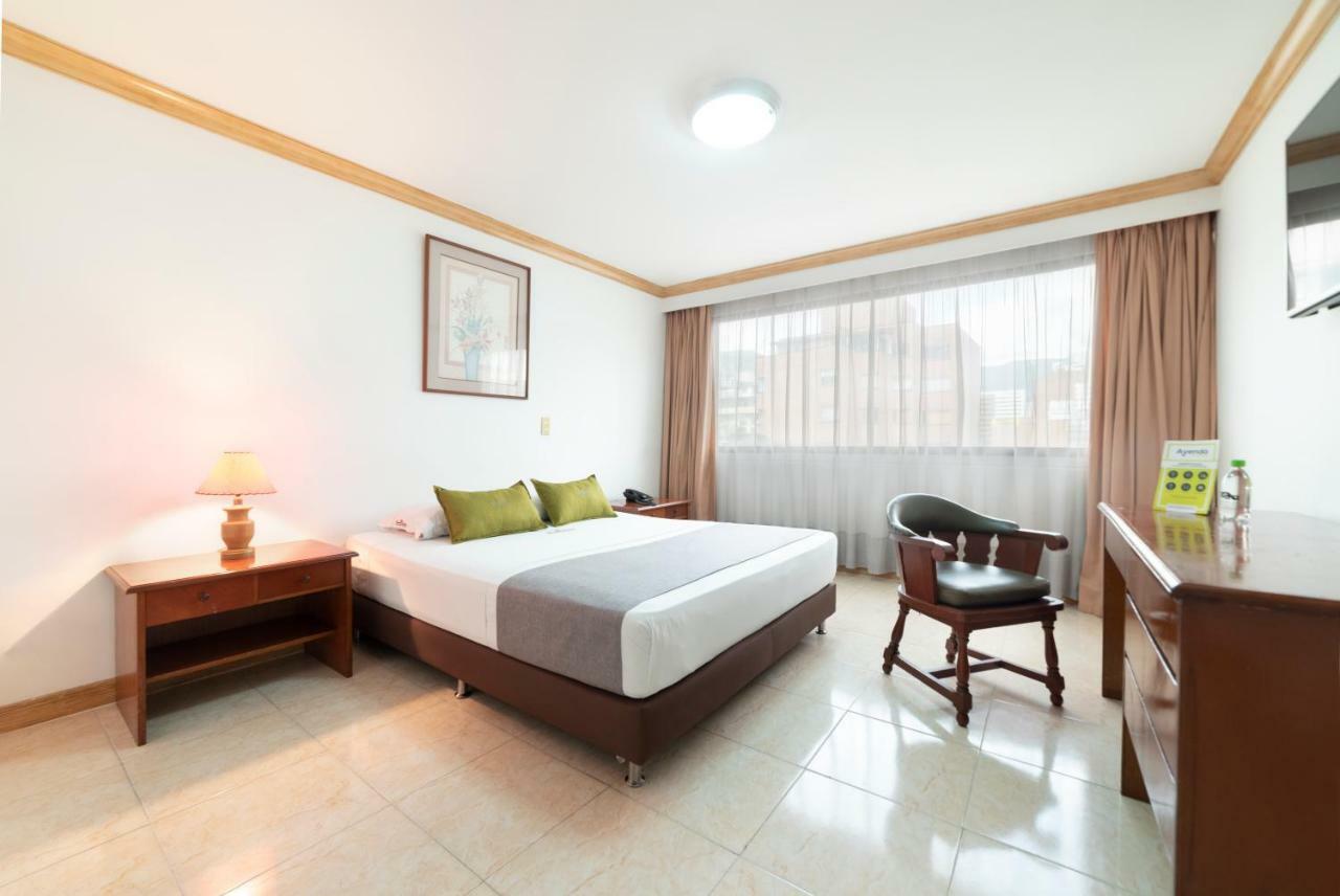Hotel Ayenda 1235 Botero Medellín Zewnętrze zdjęcie