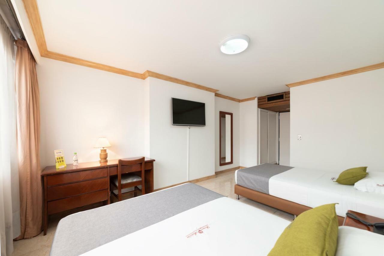 Hotel Ayenda 1235 Botero Medellín Zewnętrze zdjęcie