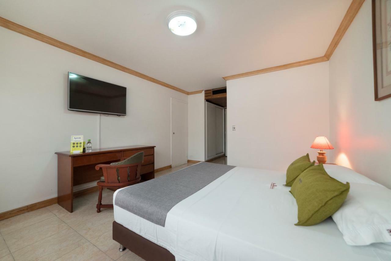 Hotel Ayenda 1235 Botero Medellín Zewnętrze zdjęcie